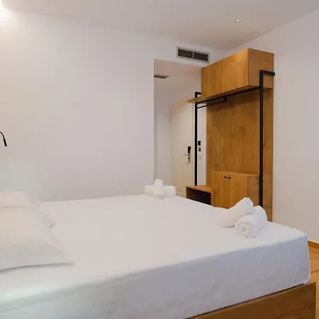 Ξενοδοχείο Aba Εξαμίλιο