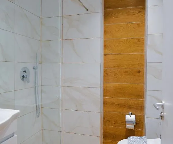 Ξενοδοχείο Aba 3*