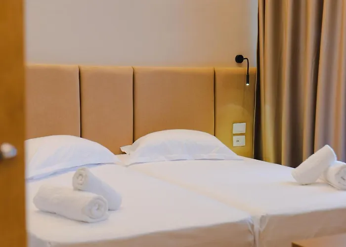 Ξενοδοχείο Aba Εξαμίλιο